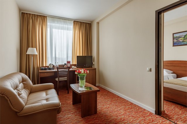 Business (Separate beds)